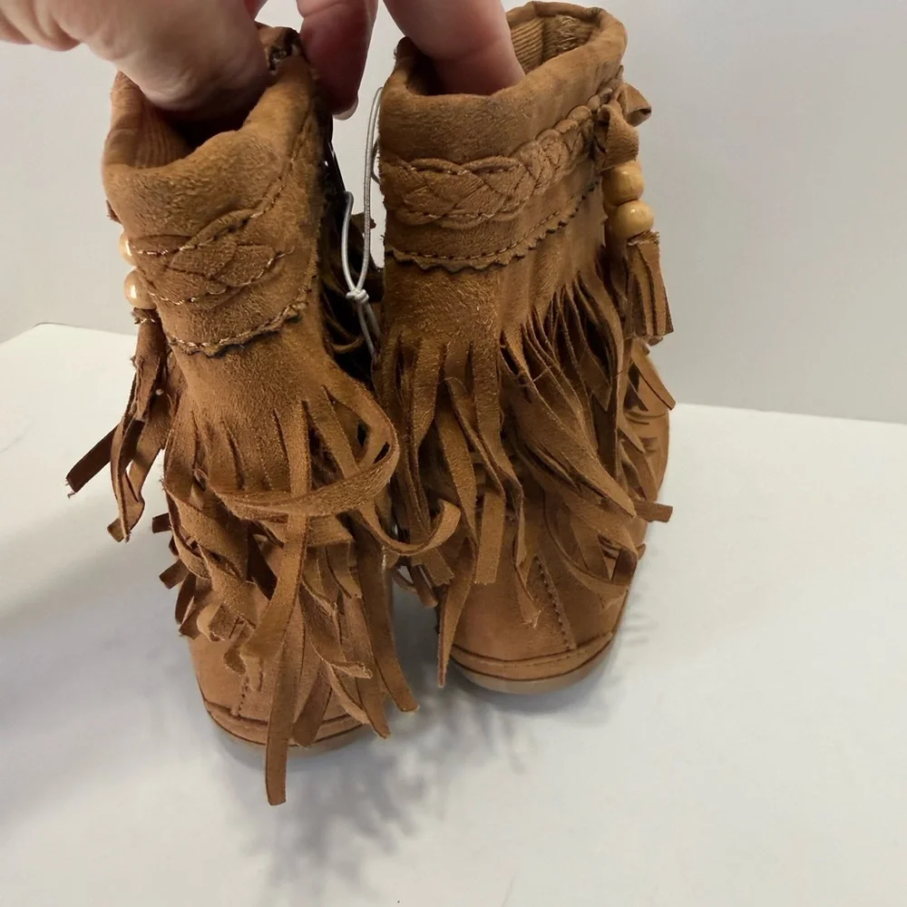 Rampage Girls Tan Double Fringe Suede Boots Bow and Bead Details. Side Zipper